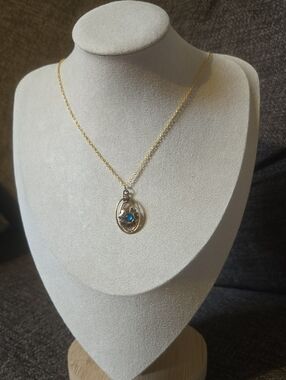 Vintage Gold Tone Floral Pendant Necklace with Blue Stone